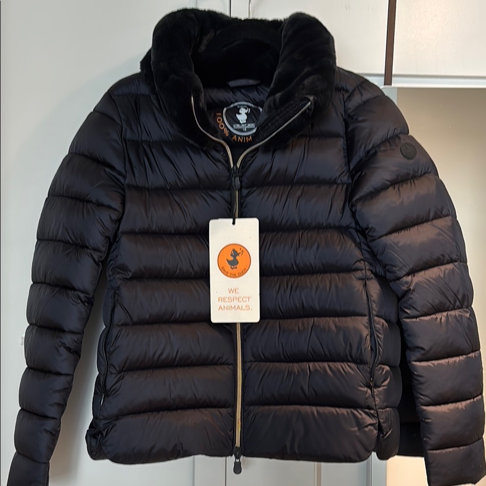 SAVE THE DUCK Black Puffer Jacket with Matte Finish
